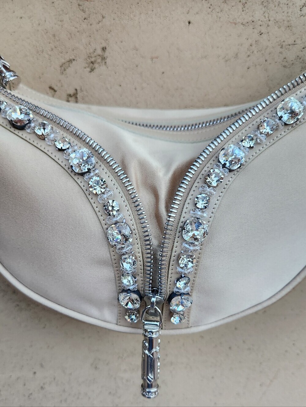 Versace Repeat Crystal Embellished Hobo Bag - Y2K - RARE - Picture 7 of 11